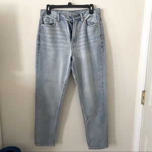 American Eagle High-Waisted Mom Jeans